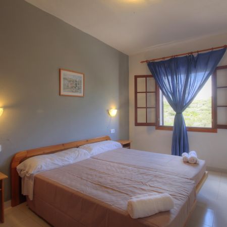 Fergus Club Carema Splash Playas De Fornells Стая снимка
