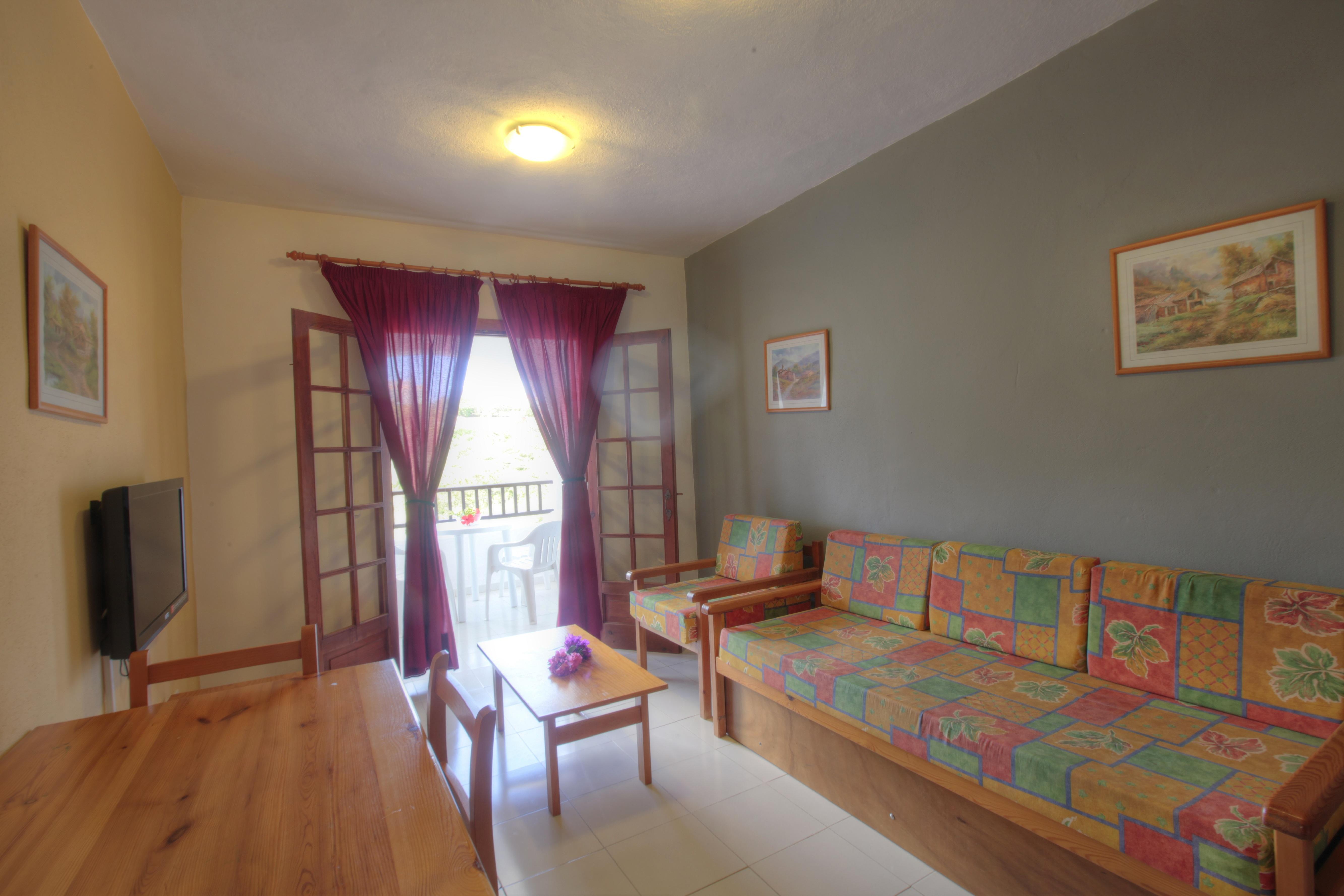 Fergus Club Carema Splash Playas De Fornells Екстериор снимка