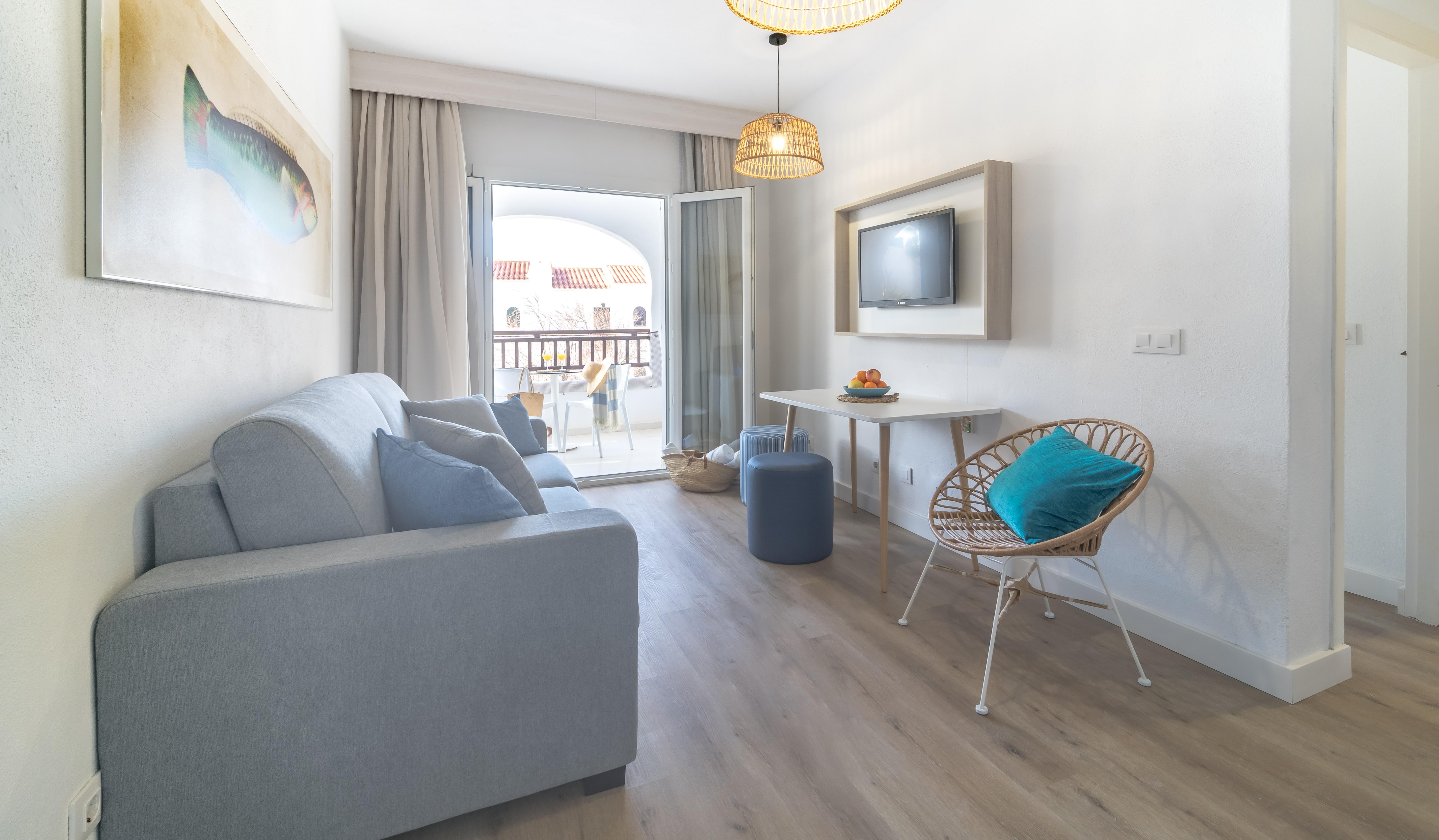 Fergus Club Carema Splash Playas De Fornells Екстериор снимка