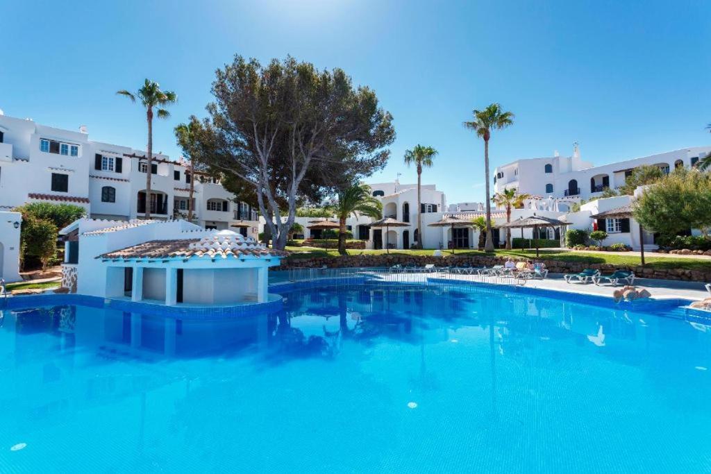 Fergus Club Carema Splash Playas De Fornells Екстериор снимка