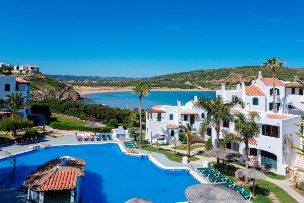 Fergus Club Carema Splash Playas De Fornells Екстериор снимка